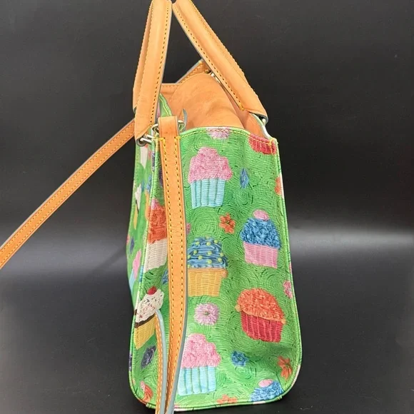 Rare DOONEY & BOURKE Kelly Green Cupcake Print Coated Canvas Limited Ed Satchel - Picture 2 of 15